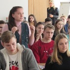 англо школярі круглий стіл