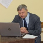 відео Університет Адамас